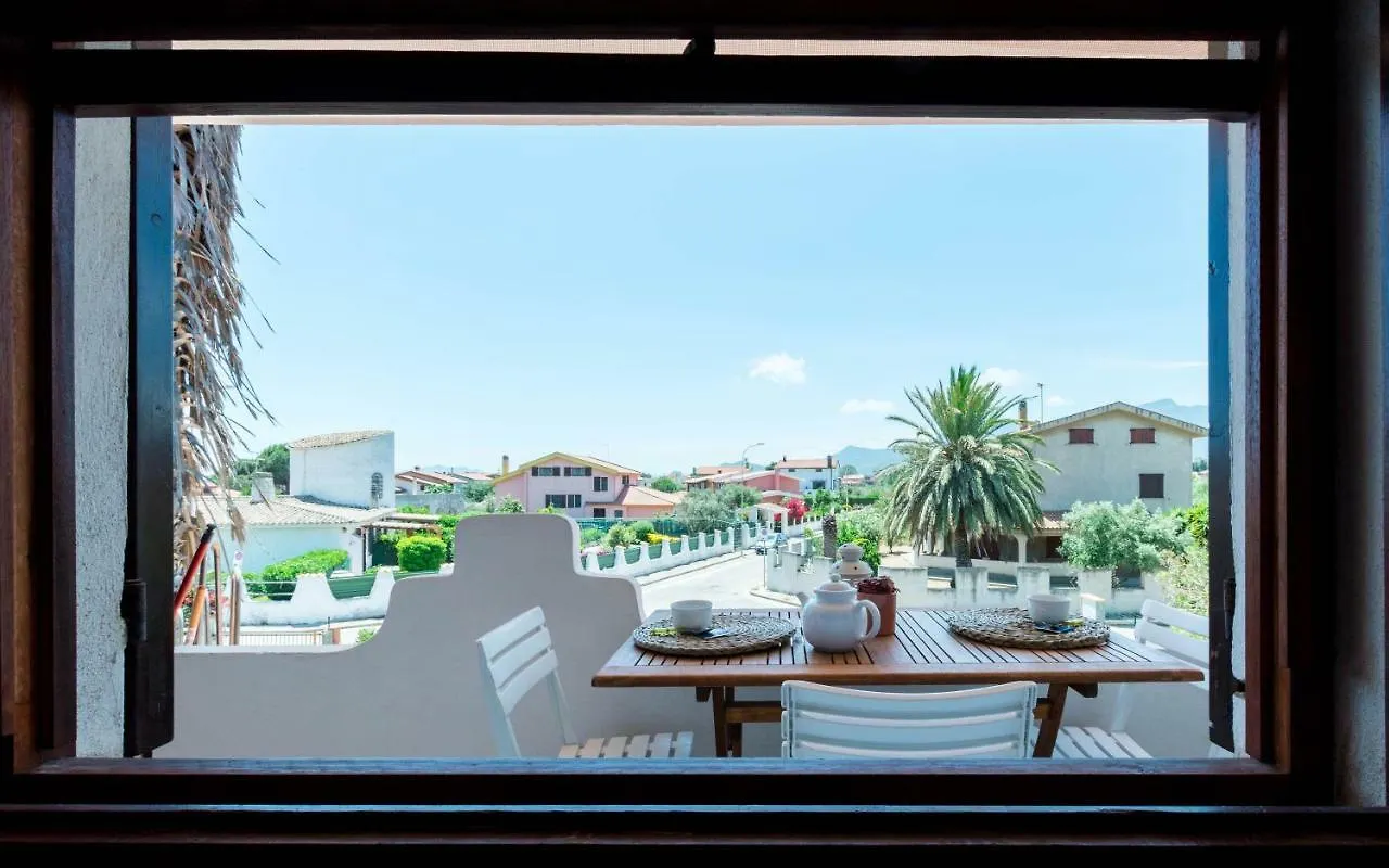 Casa vacanze Spazioso Appartamento al Mare con Giardino Capoterra