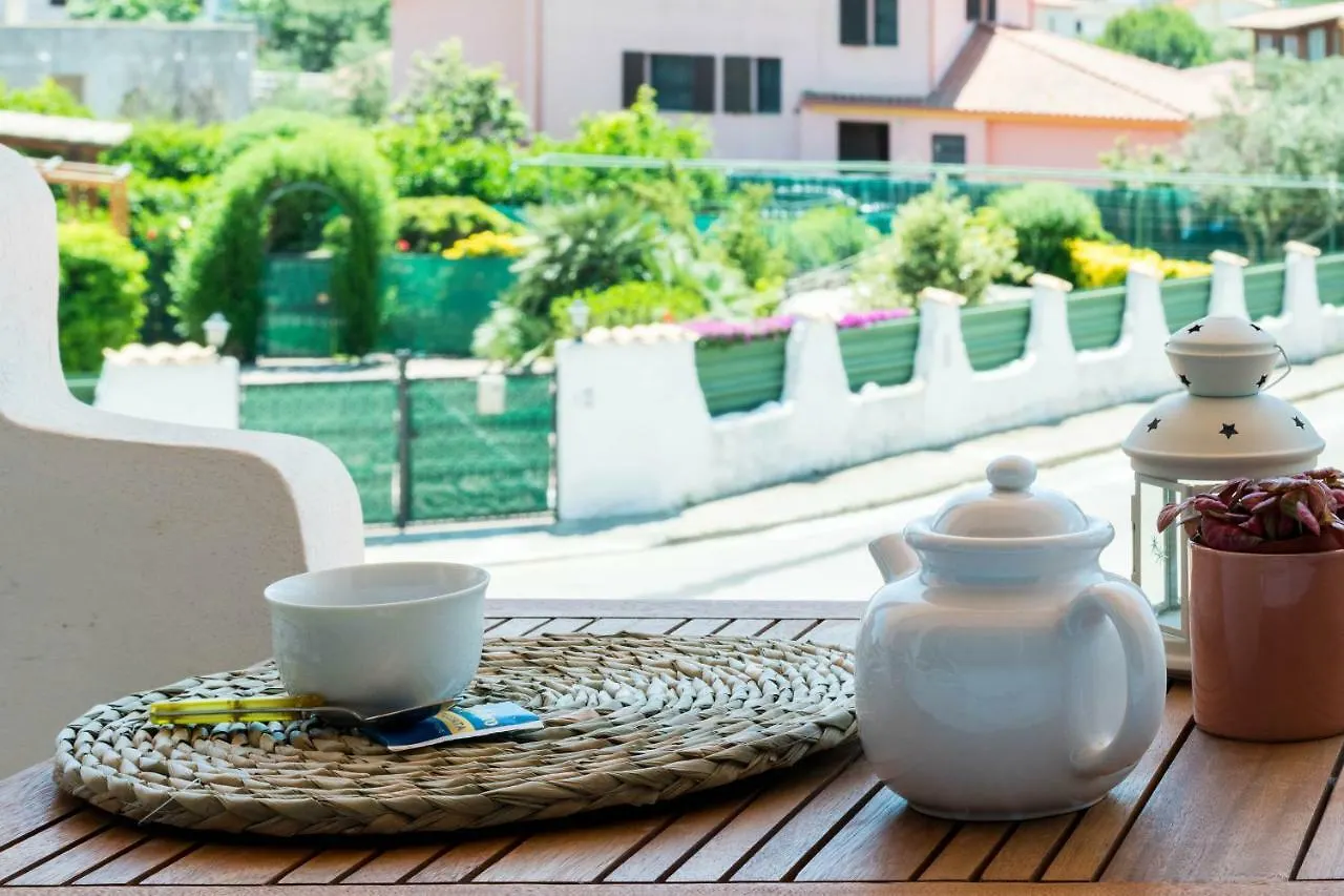 Casa vacanze Spazioso Appartamento al Mare con Giardino Capoterra Italia